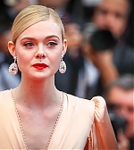 totally_elle_cannes_openingceremony_19__19.jpg