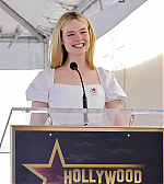 totallyelle-hollywoodwalkoffamestarceremony-034.png