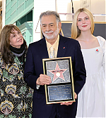 totallyelle-hollywoodwalkoffamestarceremony-011.png